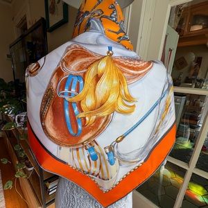 Hermes Cavalcades scarf